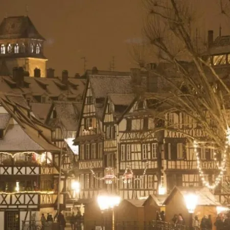 Апартаменты Place De L'etoile *